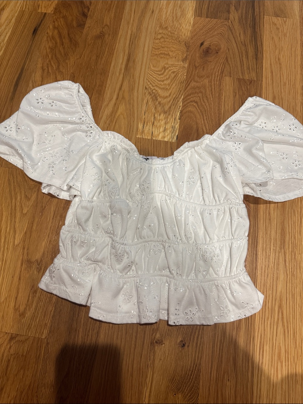 Eyelet Top - Picture 3 of 3